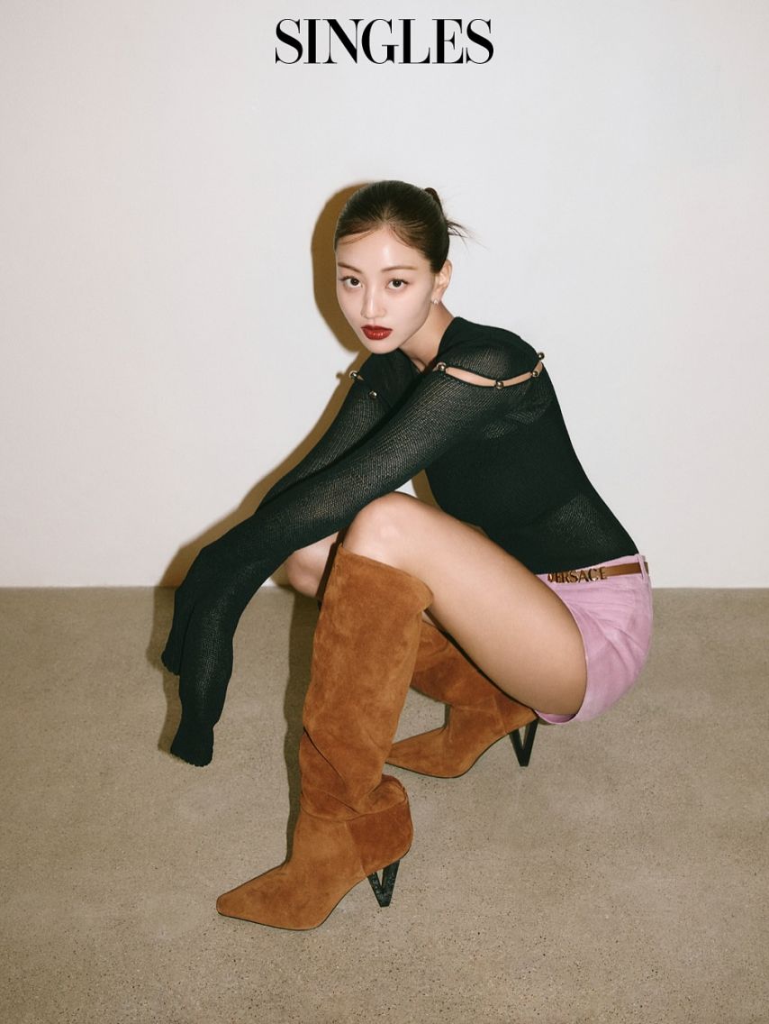 트와이스 지효 싱글즈1_2.jpg
