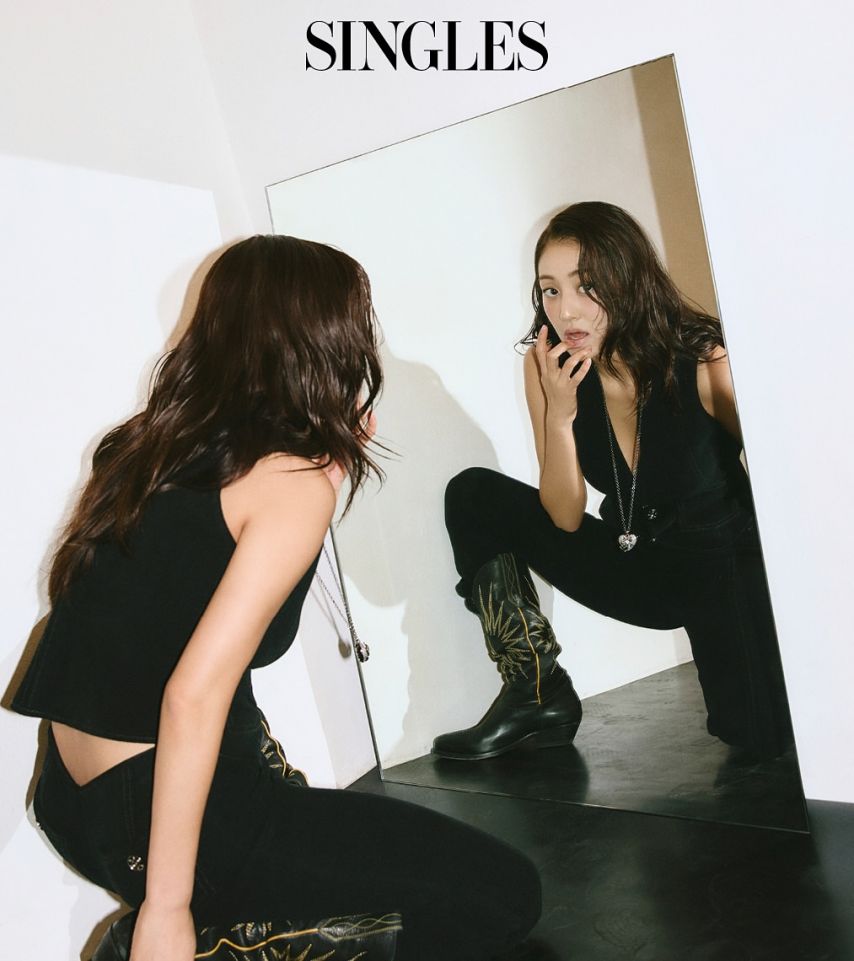 트와이스 지효 싱글즈1_3.jpg