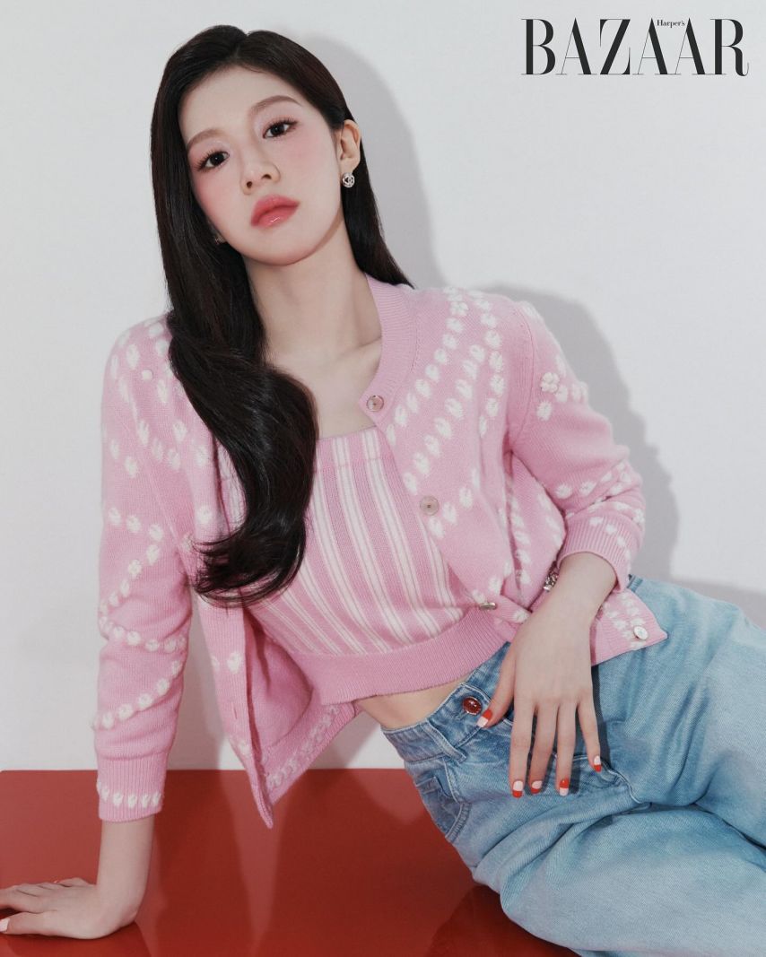 고윤정 BAZAAR1_2.jpg