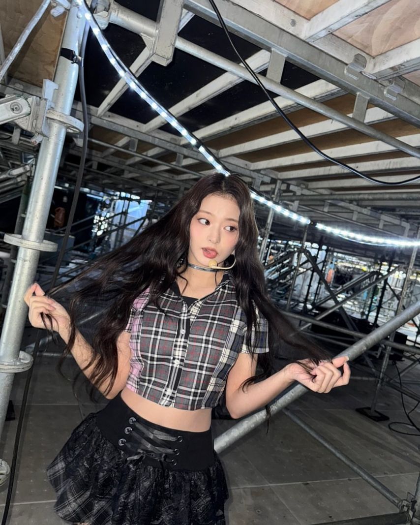 프로미스나인 이새롬,이서연,이채영,이나경1_20.jpg