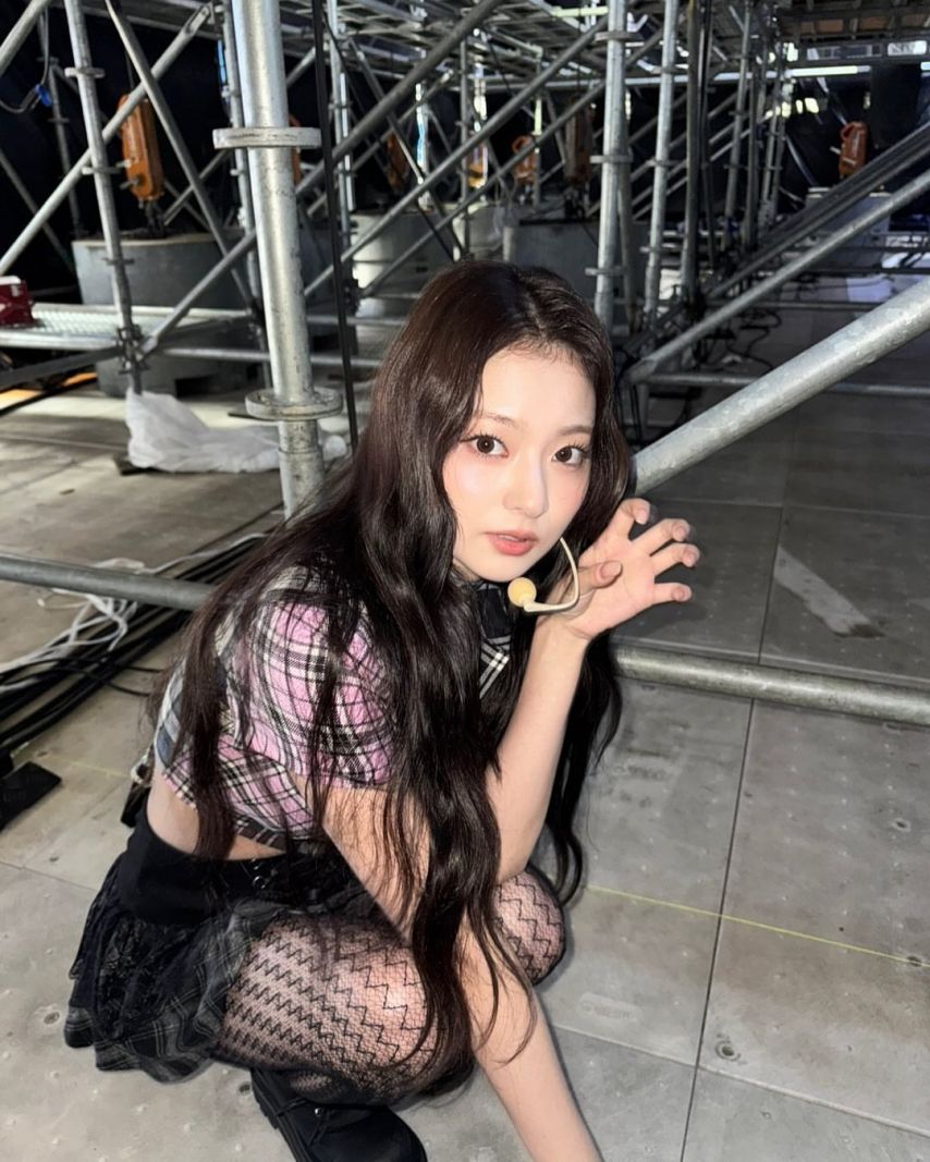 프로미스나인 이새롬,이서연,이채영,이나경1_17.jpg
