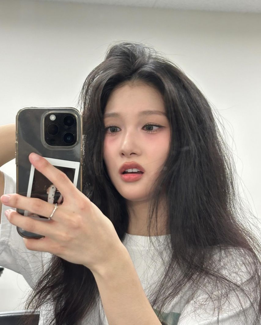 프로미스나인 이새롬,이서연,이채영,이나경1_7.jpg
