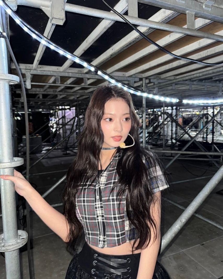 프로미스나인 이새롬,이서연,이채영,이나경1_19.jpg