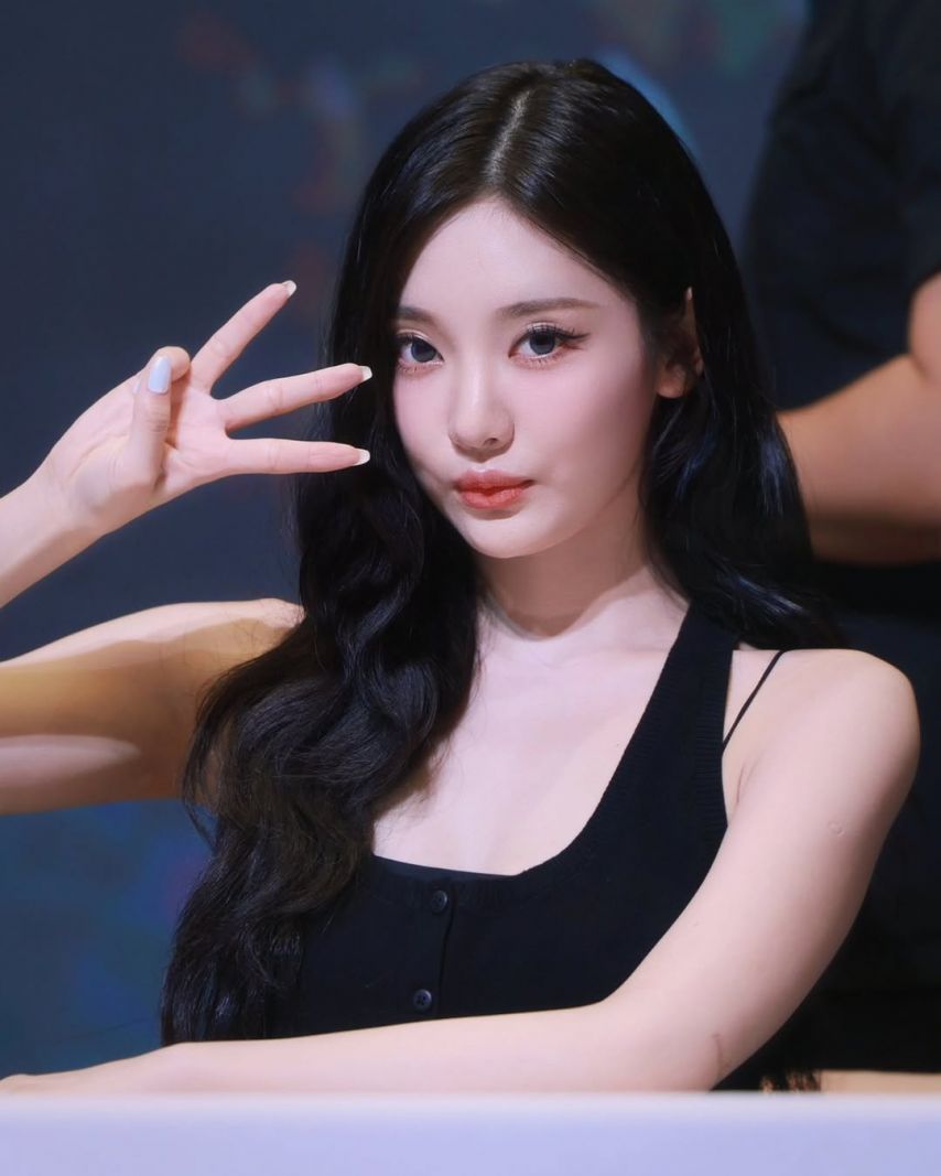 에스파 (aespa) 닝닝 250710 Everline Fansign Event1_9.jpg