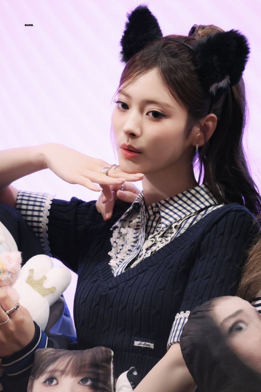 미야오 안나1_3.jpg