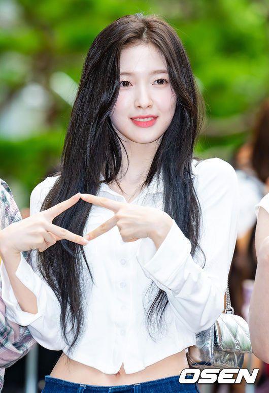 오마이걸 아린,',감탄을 자아내는 미모1_2.jpg