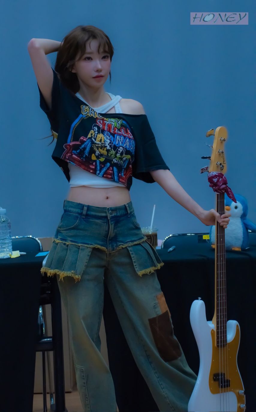 [QWER] 마젠타1_1.jpg