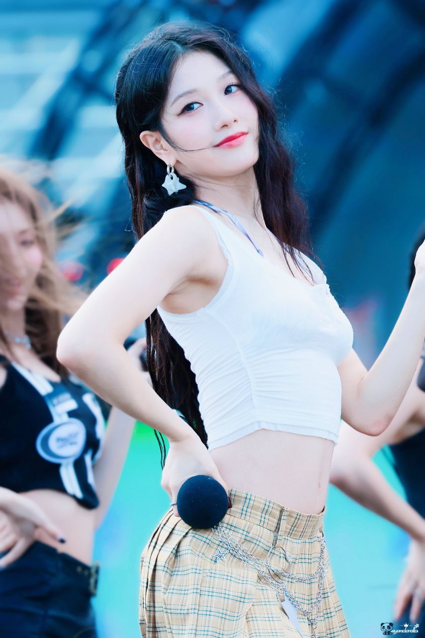 이서연 (프로미스나인)1_3.jpg