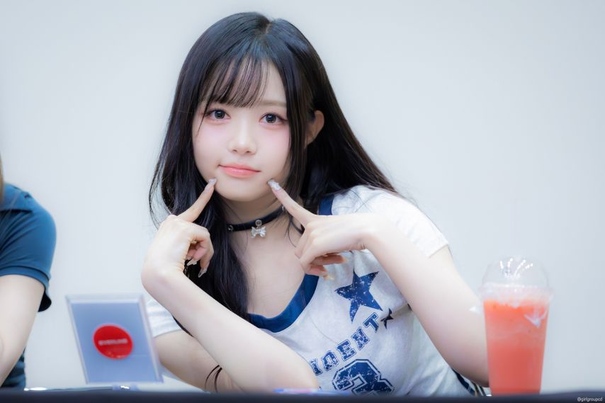 트리플에스 김채원1_5.jpg