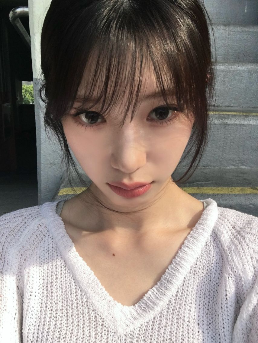 수윤 로켓펀치 인별1_10.jpg