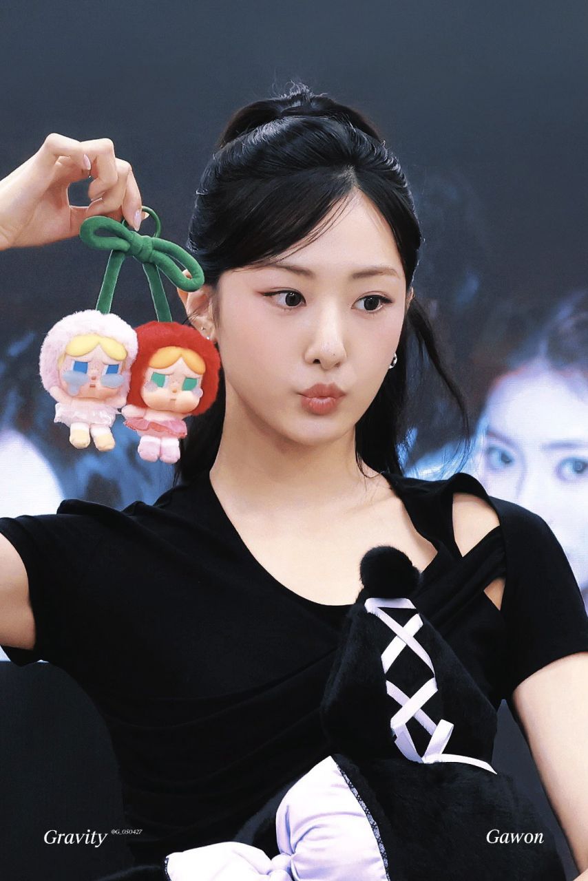 어제자 팬싸인회 그룹 미야오(MEOVV) 가원.JPG1_4.jpg