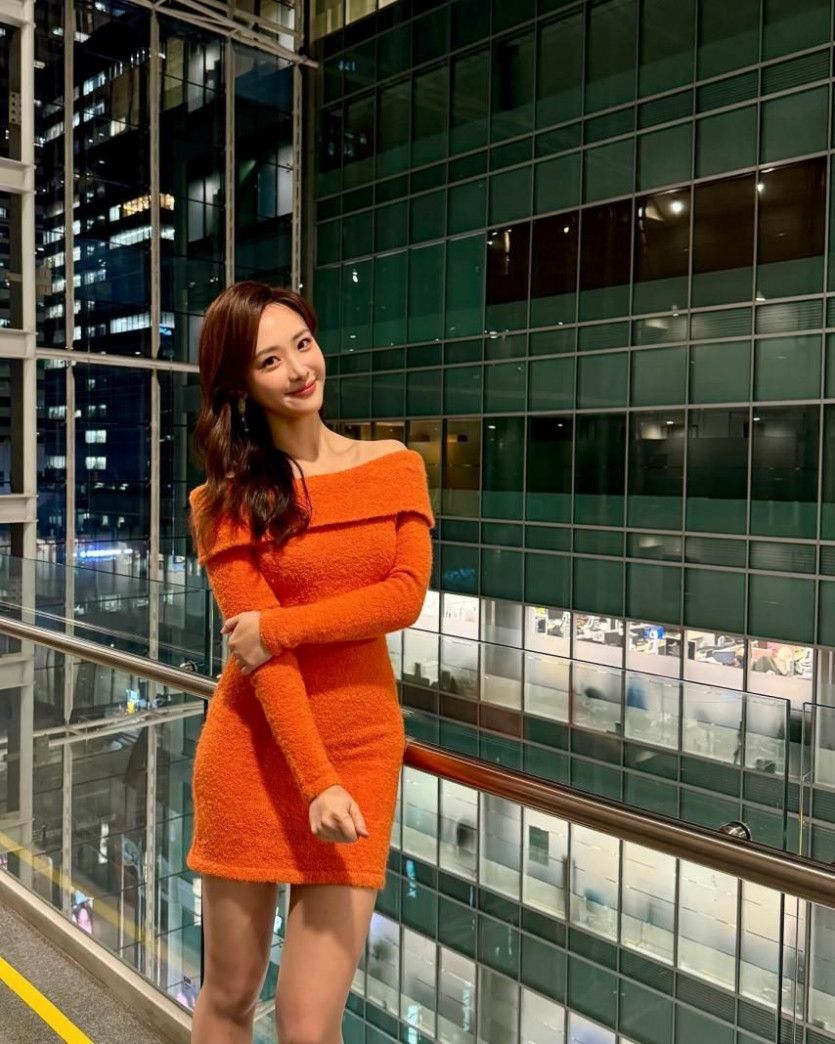김다영 아나운서1_3.jpg