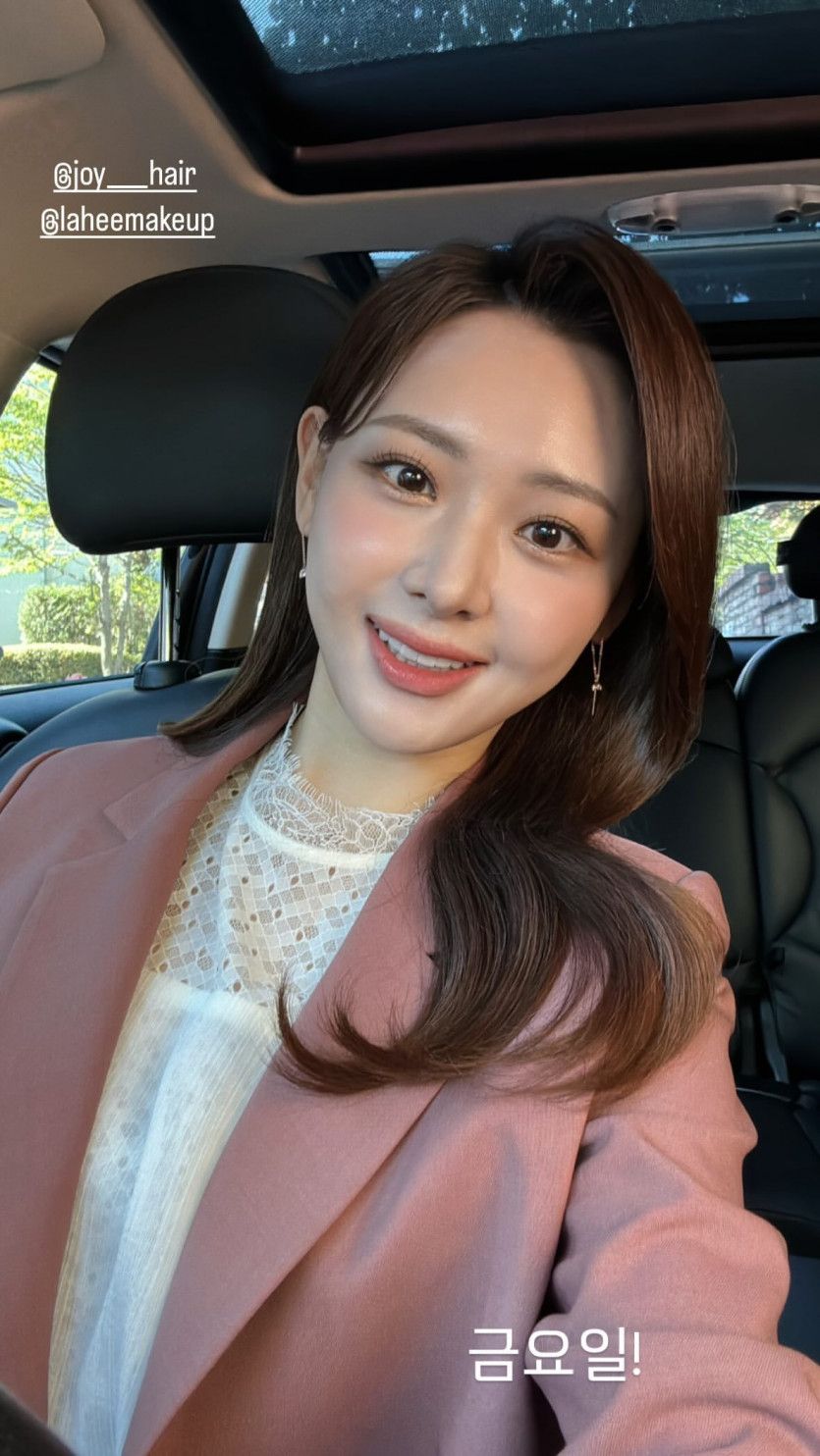 김다영 아나운서1_2.jpg