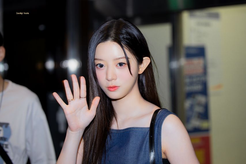 아일릿 민주 1_3.jpg