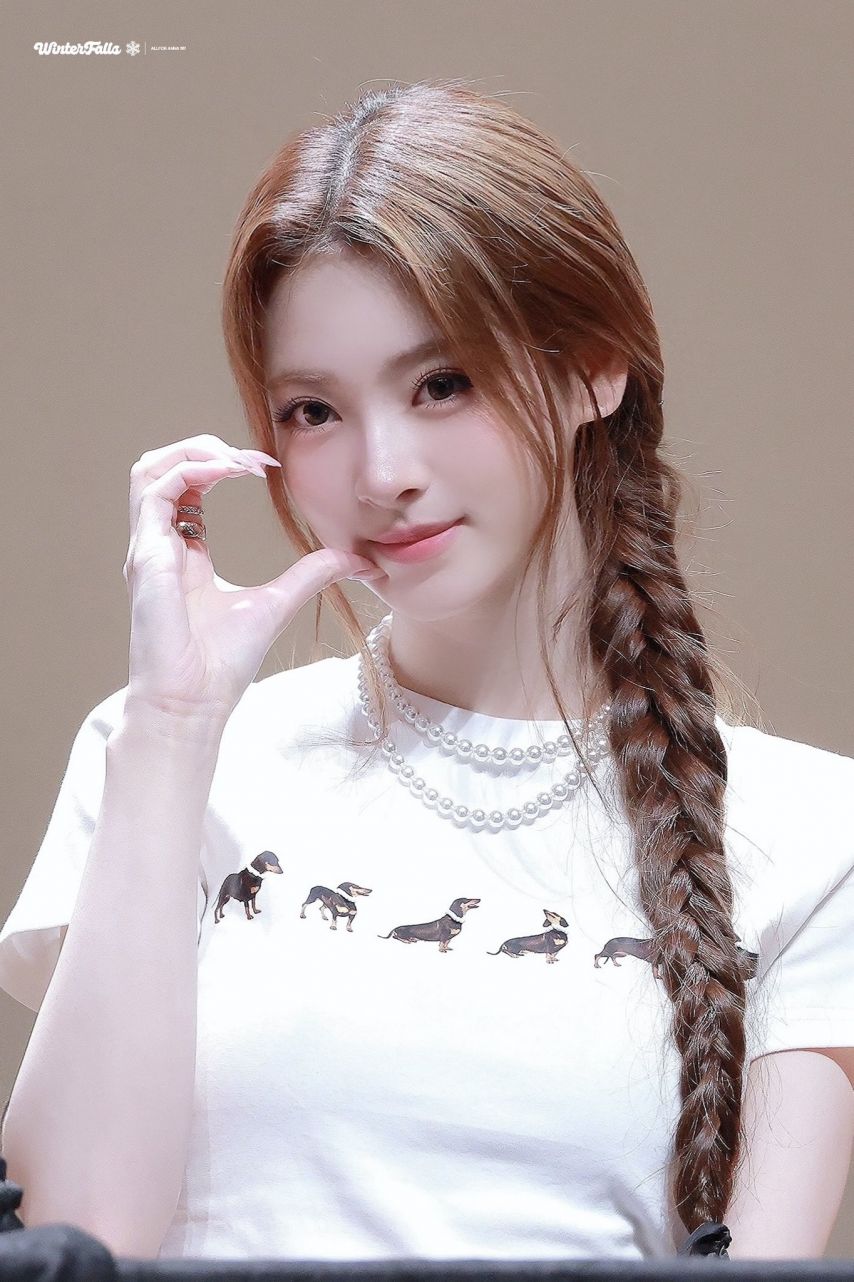 미야오 안나1_1.jpg
