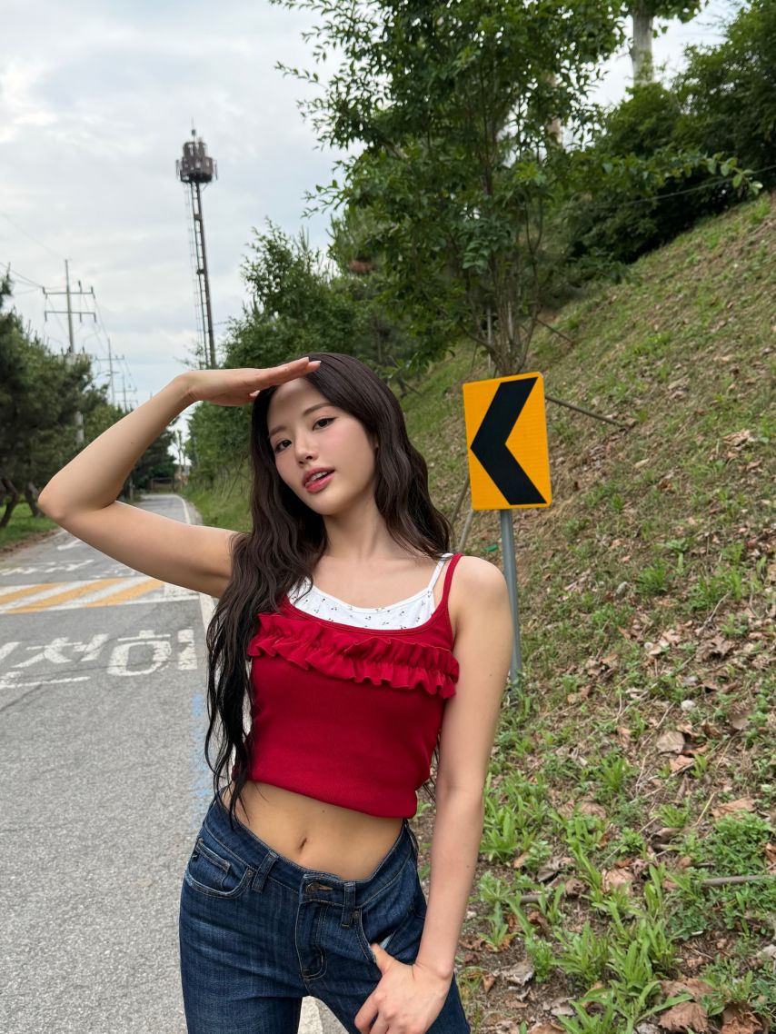 프로미스나인 송하영,박지원1_5.jpg