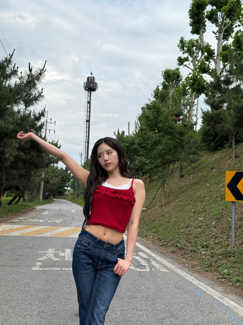 프로미스나인 송하영,박지원1_4.jpg