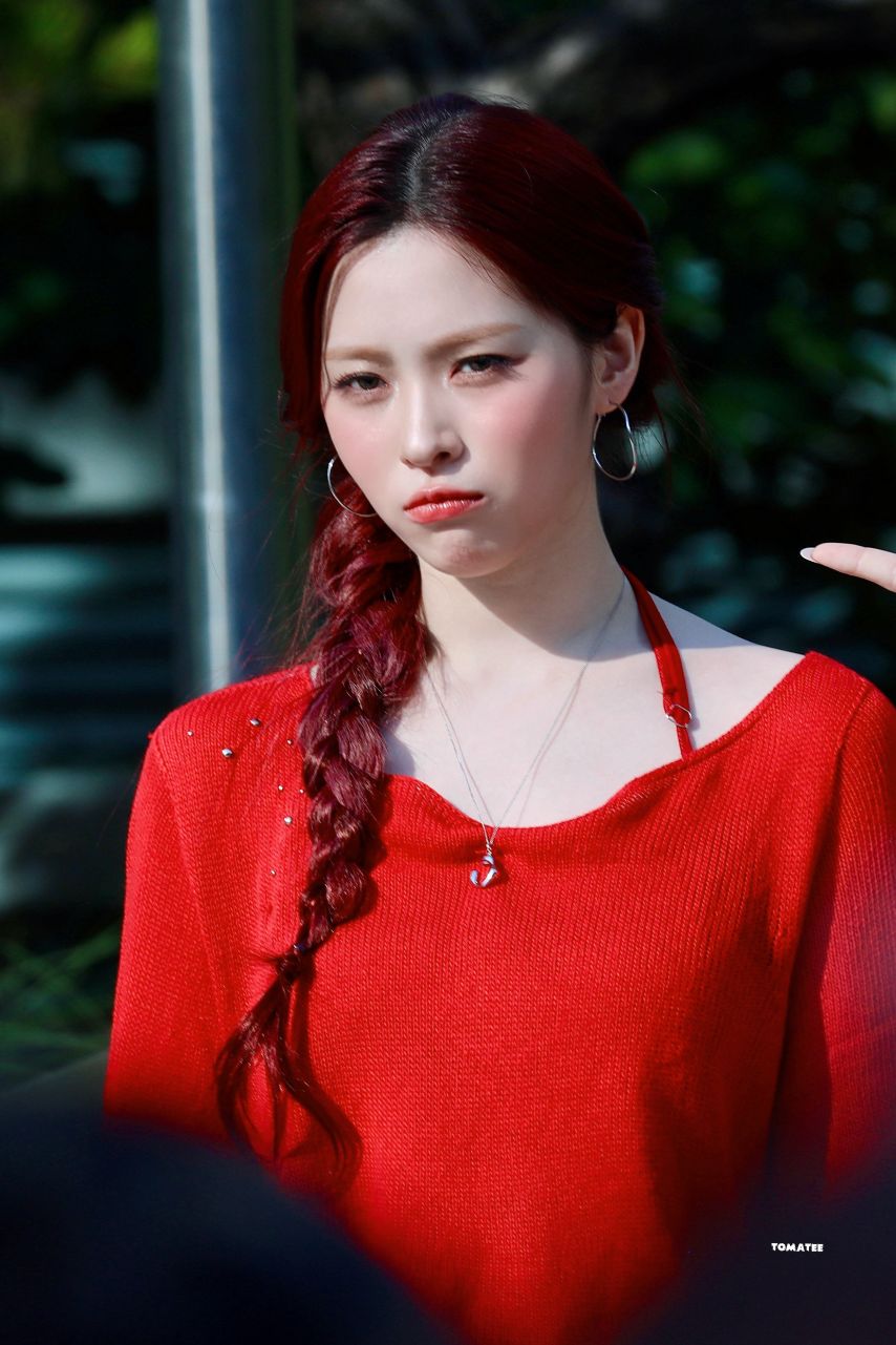 ITZY 류진1_10.jpg
