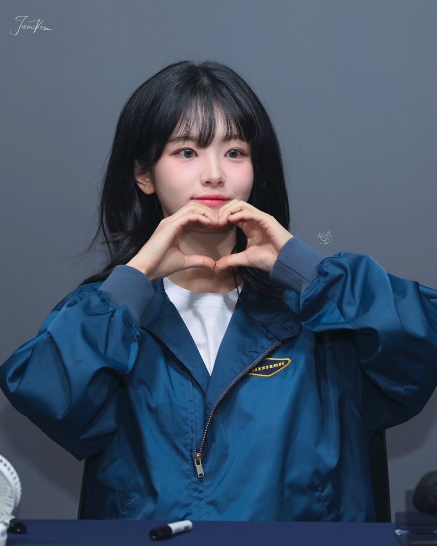 [QWER] 쵸단1_1.jpg
