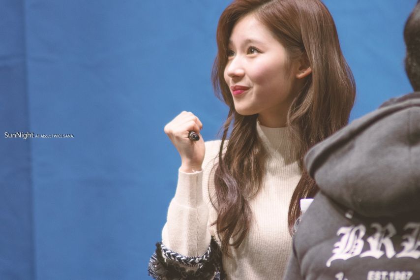 트와이스 사나2_3.jpg