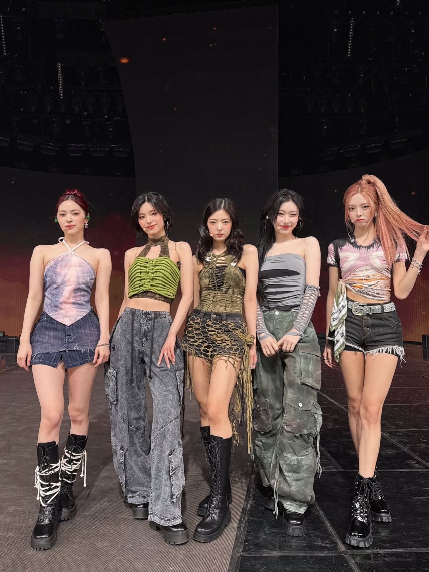 ITZY1_1.jpg