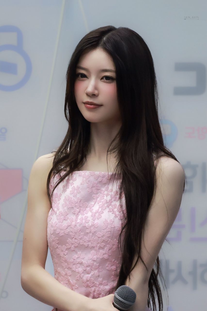 아일릿 모카1_3.jpg