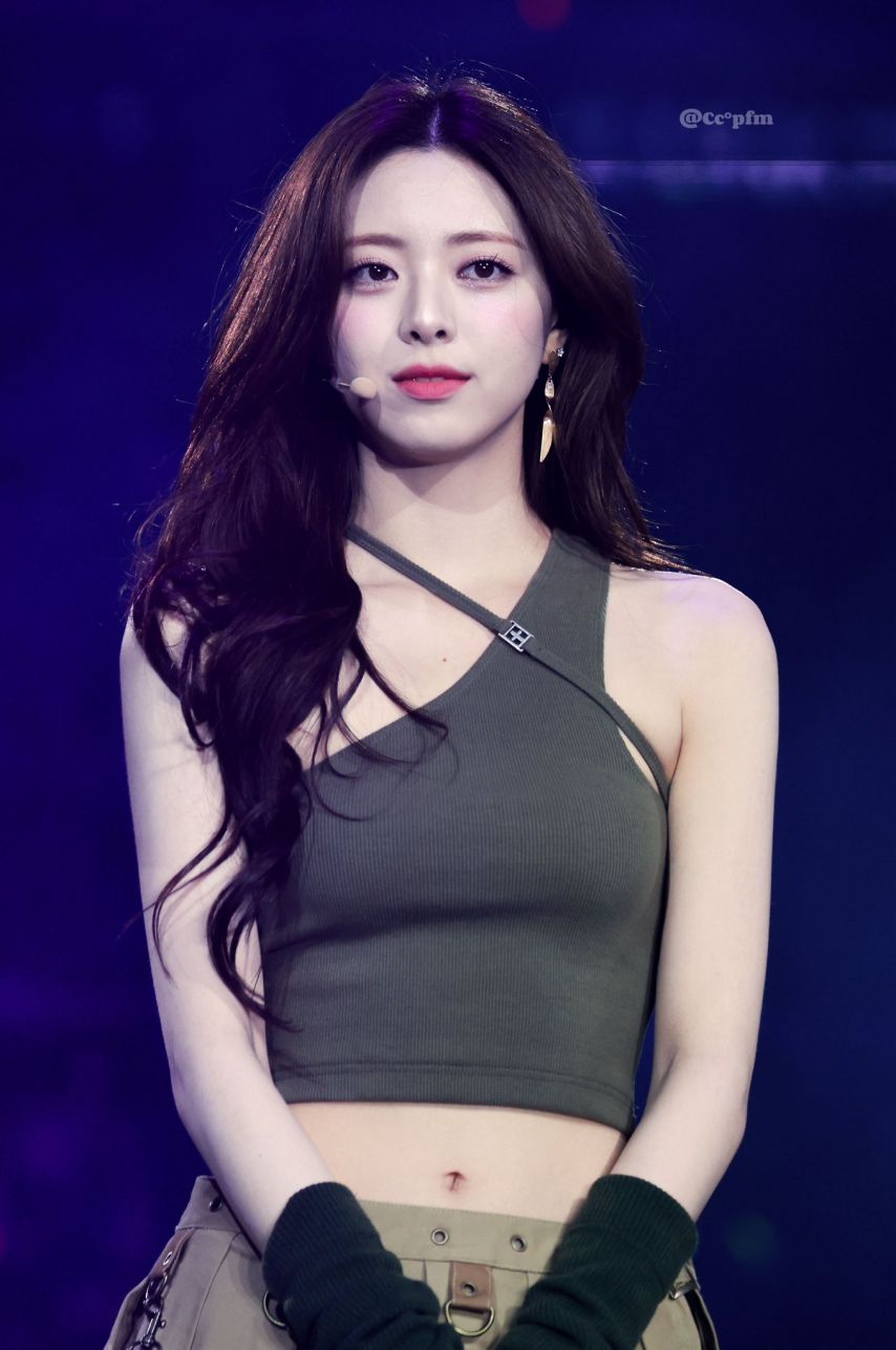 ITZY 유나1_12.jpg