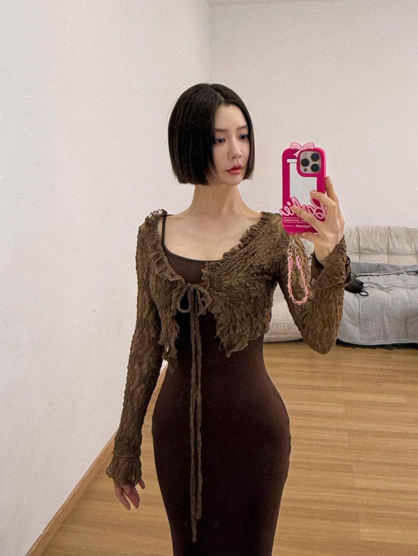클라라 SNS1_2.jpg