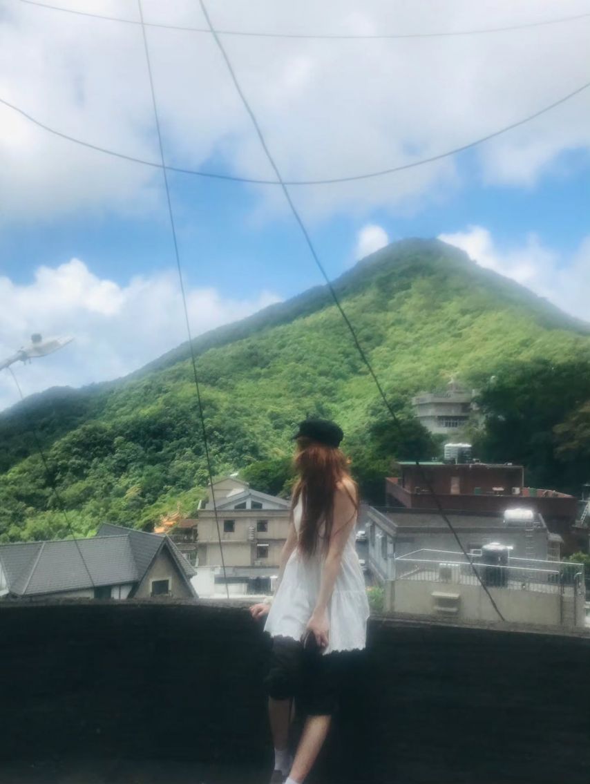르세라핌 사쿠라,허윤진,카즈하,홍은채1_11.jpg