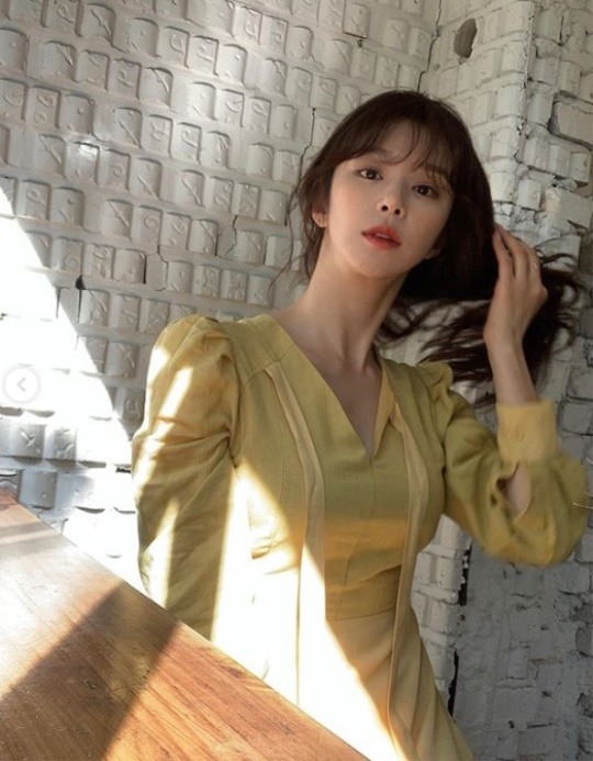 목이 길어 슬픈 이주빈1_14.jpg