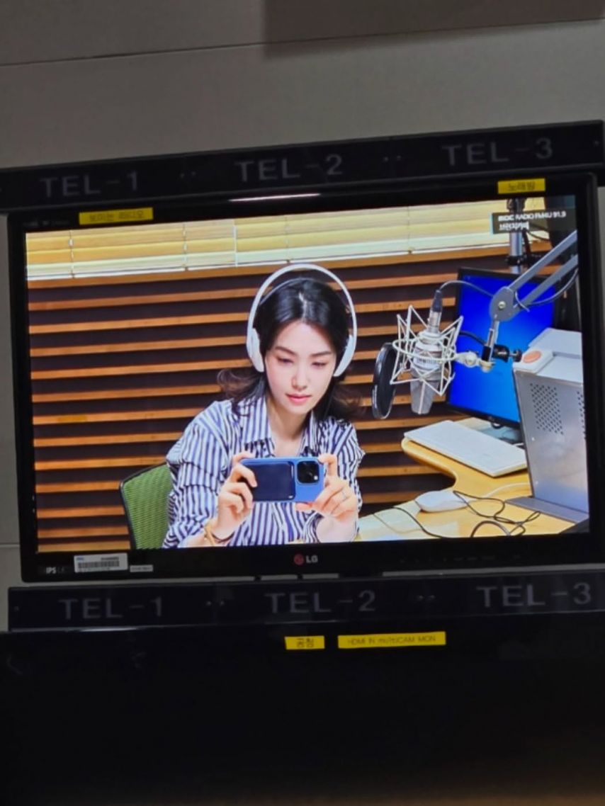 강지영 아나운서1_5.jpeg