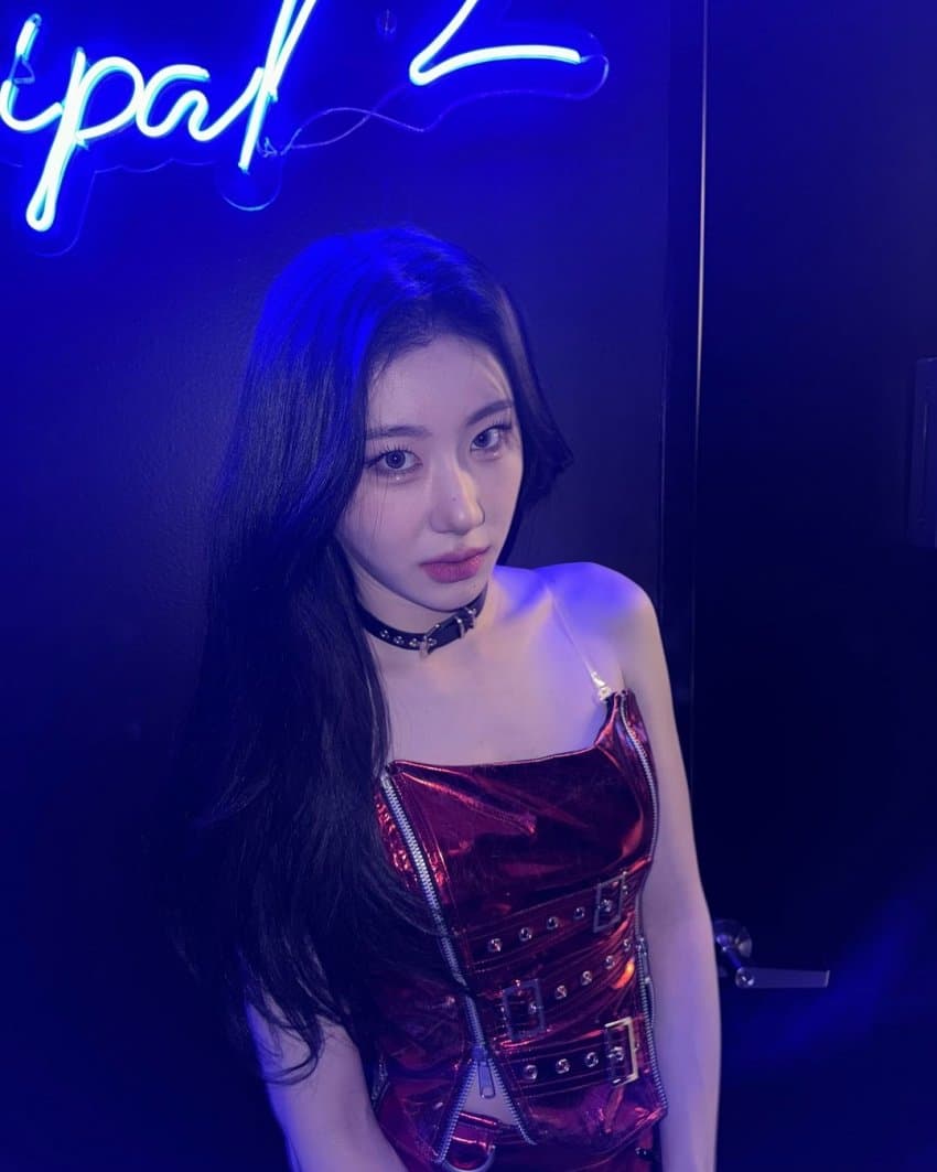 ITZY 채령1_1.jpg