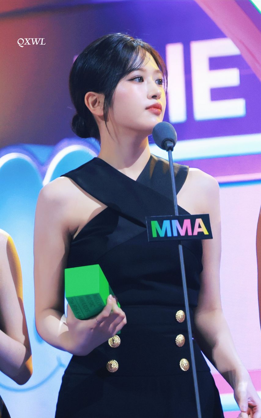 아이브 안유진ㅡ2024 MMA1_3.jpg