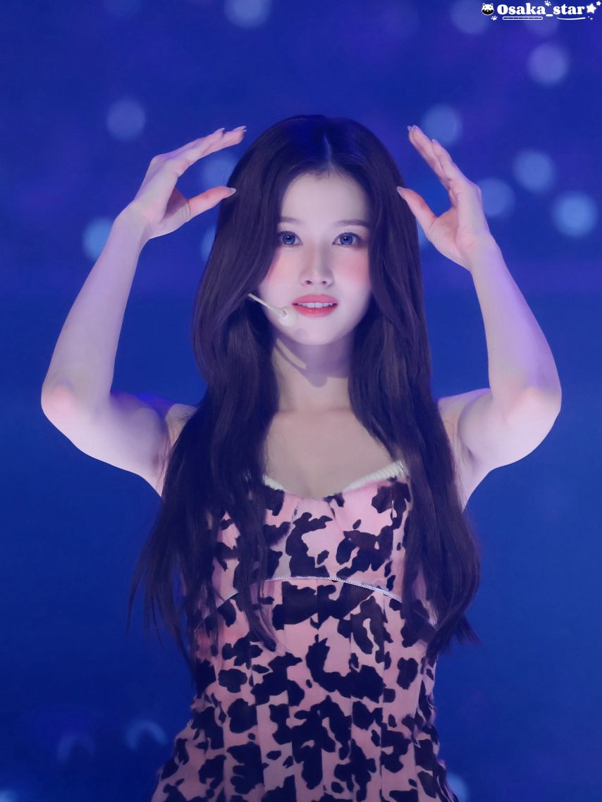 트와이스 사나1_4.jpg