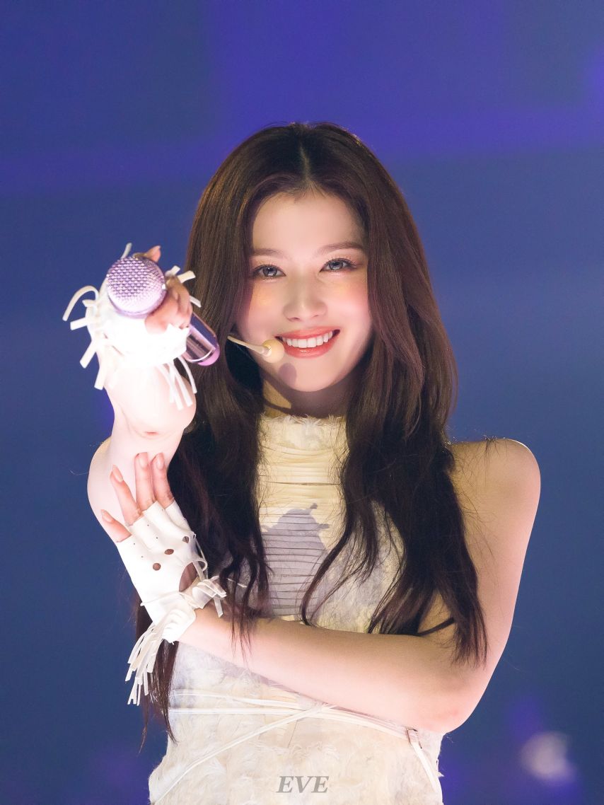 트와이스 사나1_5.jpg