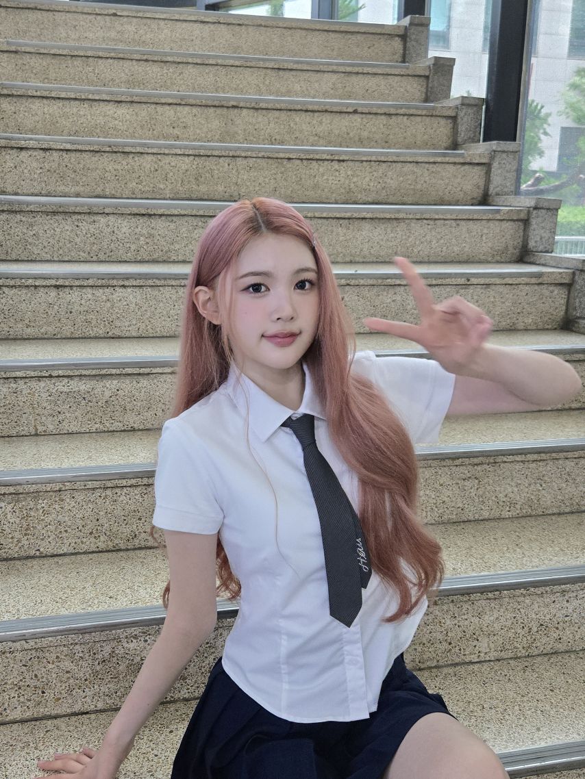 하츠투하츠 에이나1_3.jpg