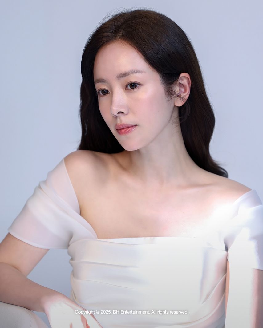 한지민 마리끌레르 비하인드 등1_9.jpg