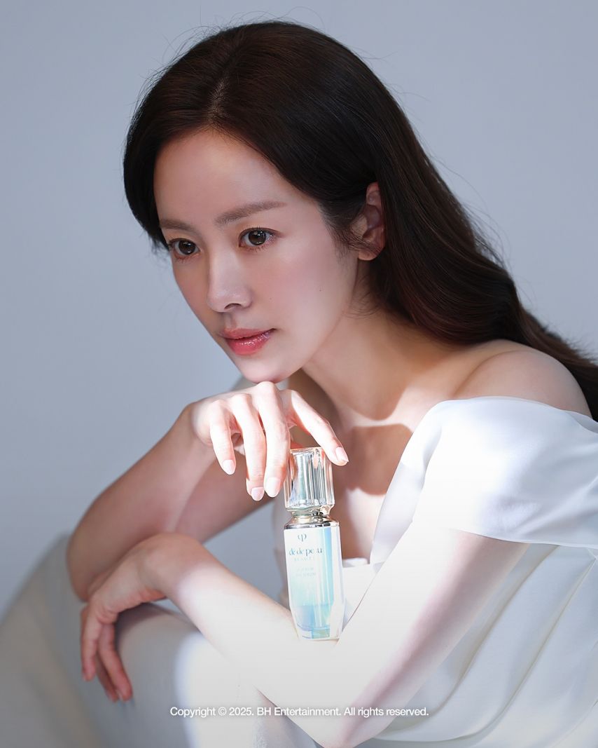 한지민 마리끌레르 비하인드 등1_8.jpg