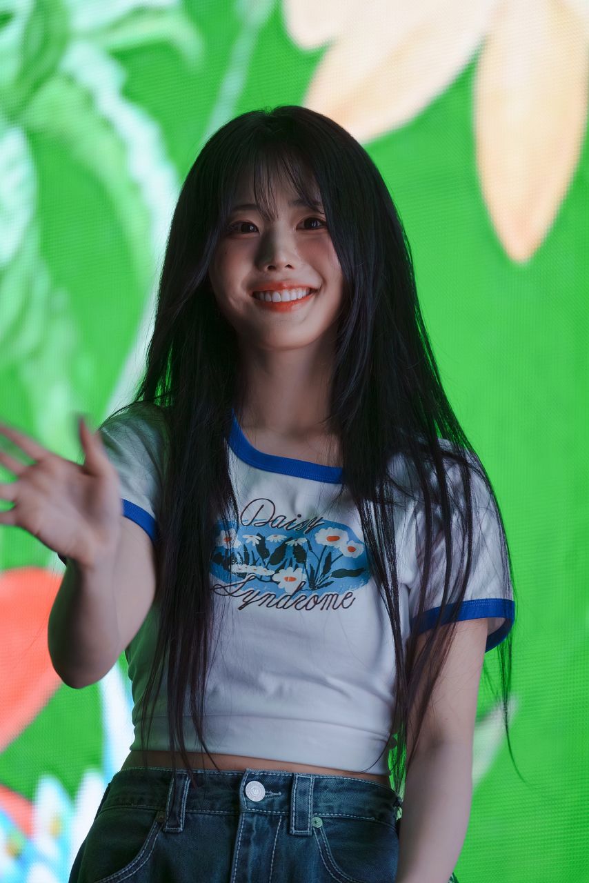 QWER 히나1_5.jpg