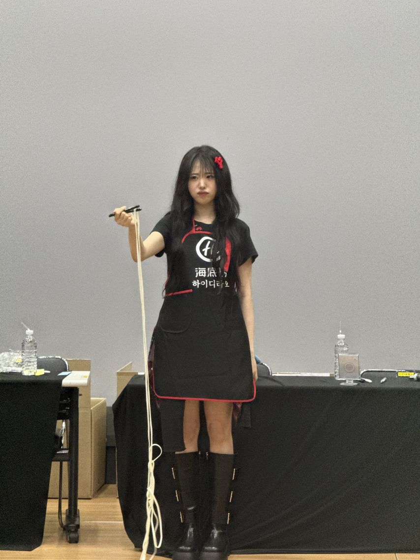 [QWER] 히나1_2.jpg