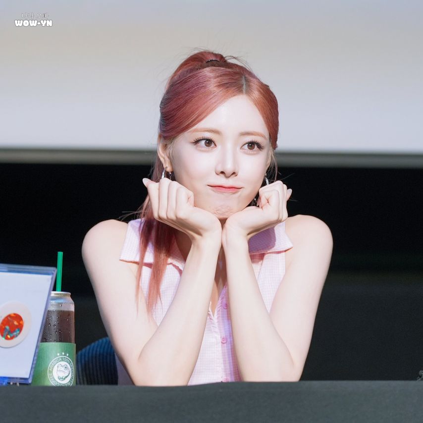 ITZY 유나1_7.jpg