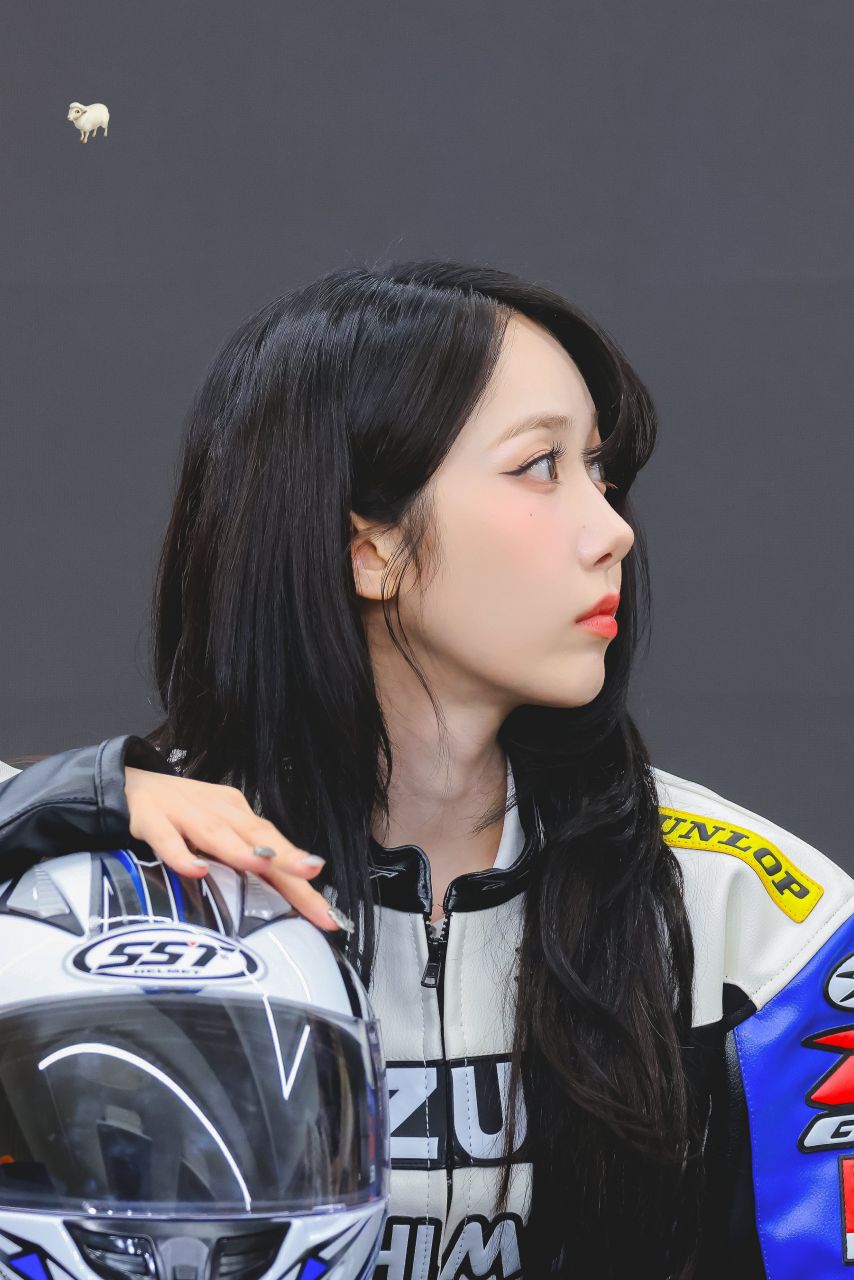 VIVIZ 신비1_5.jpg