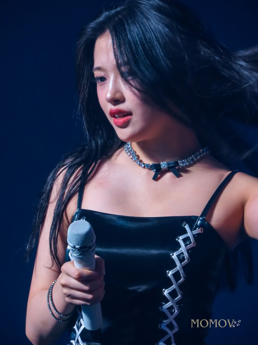 아이브 안유진1_3.jpg