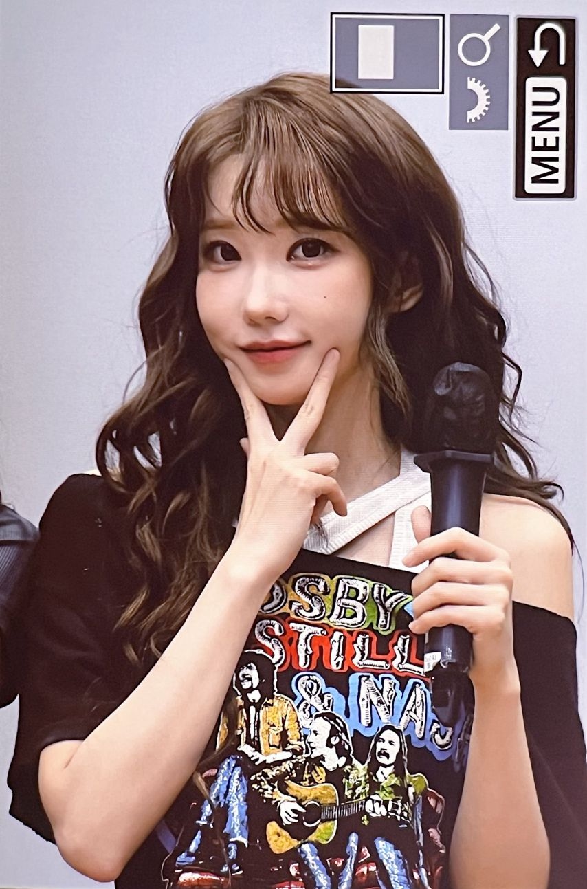 [QWER] 마젠타1_3.jpg