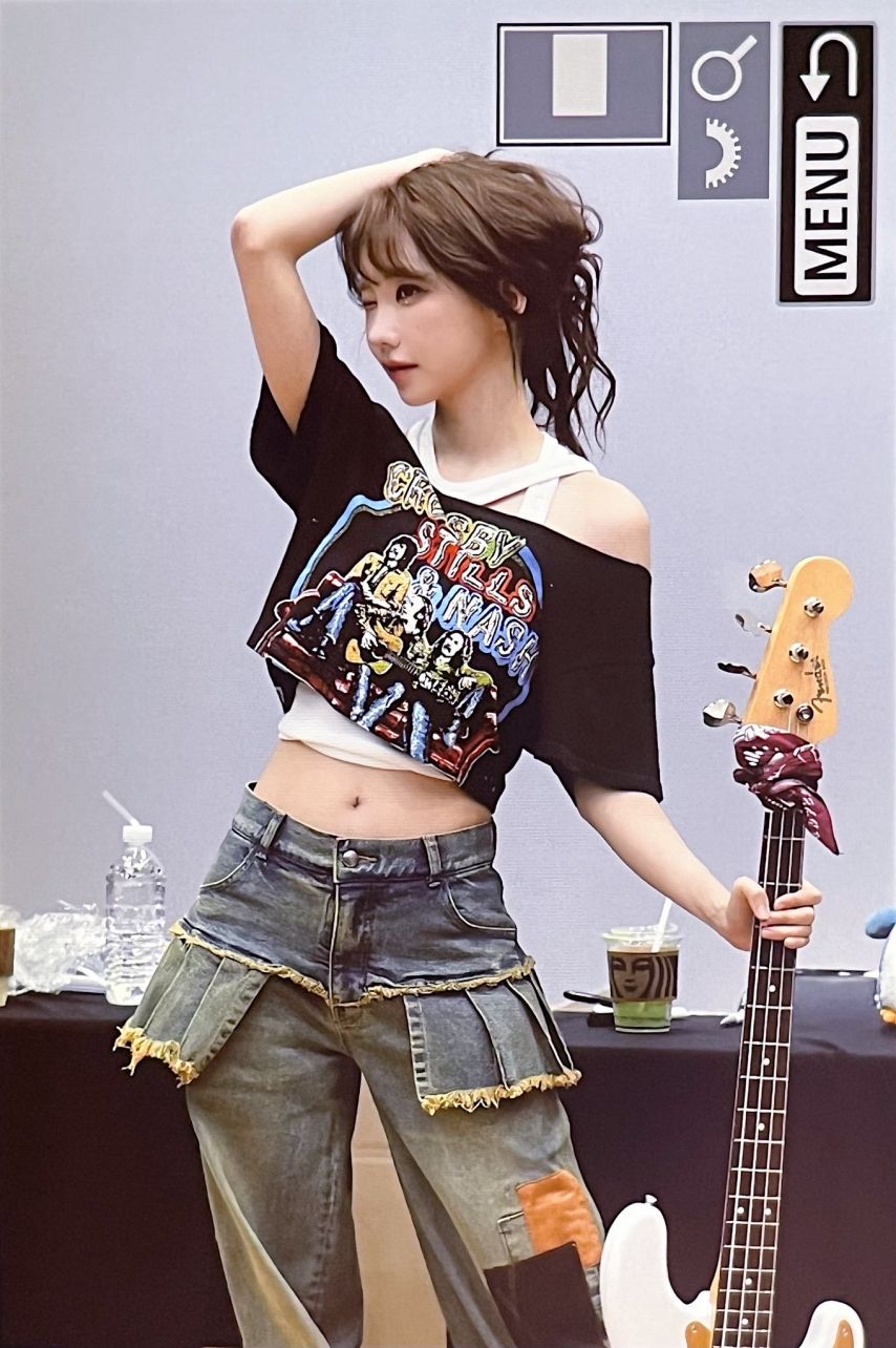 [QWER] 마젠타1_1.jpg