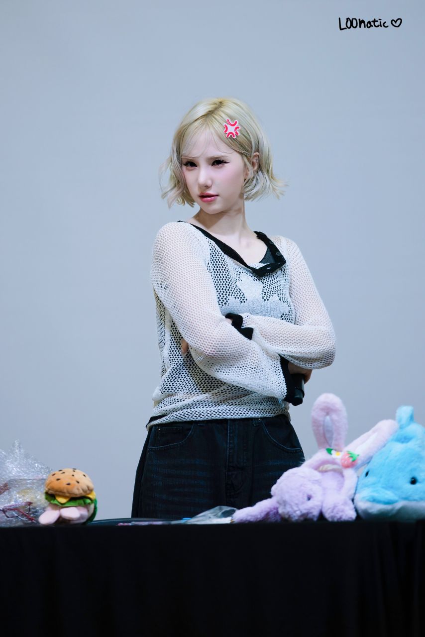 VIVIZ 은하1_6.jpg