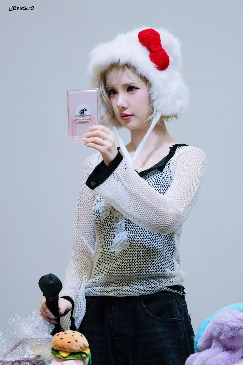 VIVIZ 은하1_3.jpg