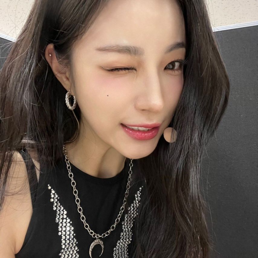 아이칠린-예주2_2.jpeg