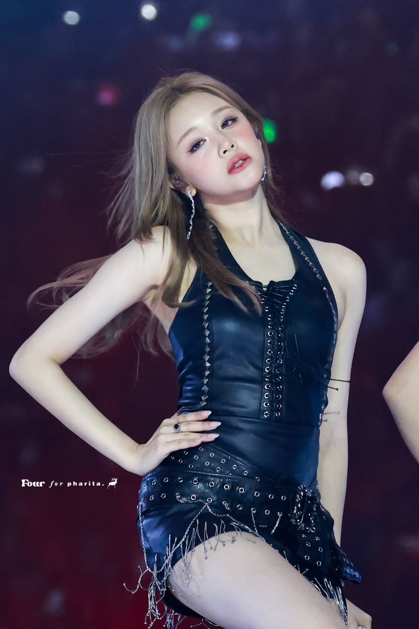 베이비몬스터 파리타1_3.jpg