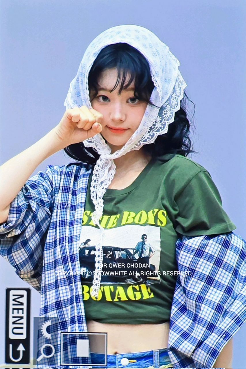 [QWER] 쵸단1_1.jpg